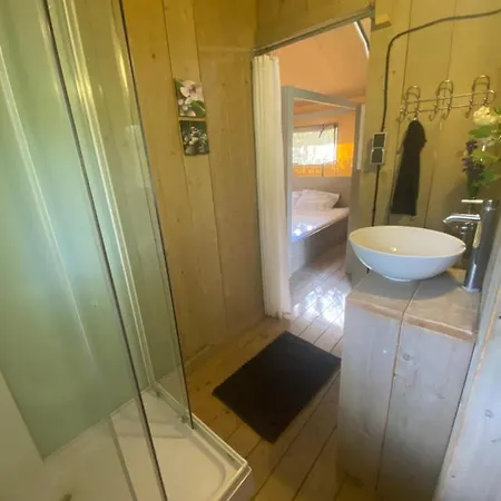 Апартаменты Glamping Tent With Bathroom-tuscany Close To Sea! Виареджо